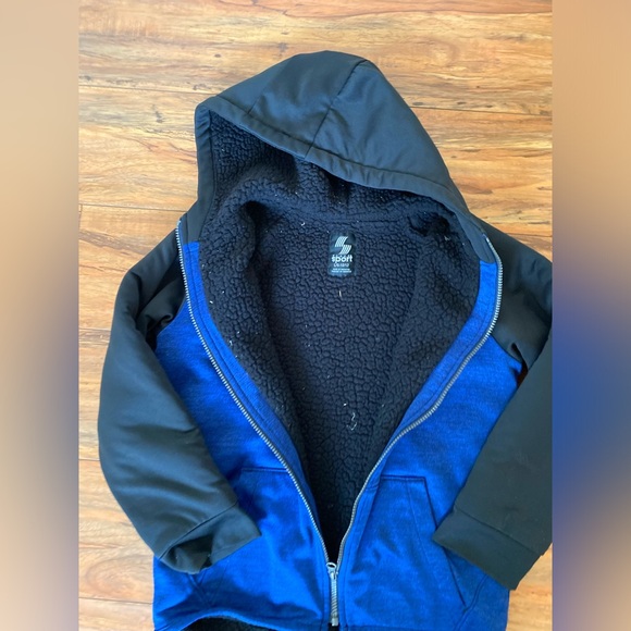 Place Sport Kids Hoodie Size L (10/12) – Warm Lined Winter Sweatshirt - Picture 7 of 14